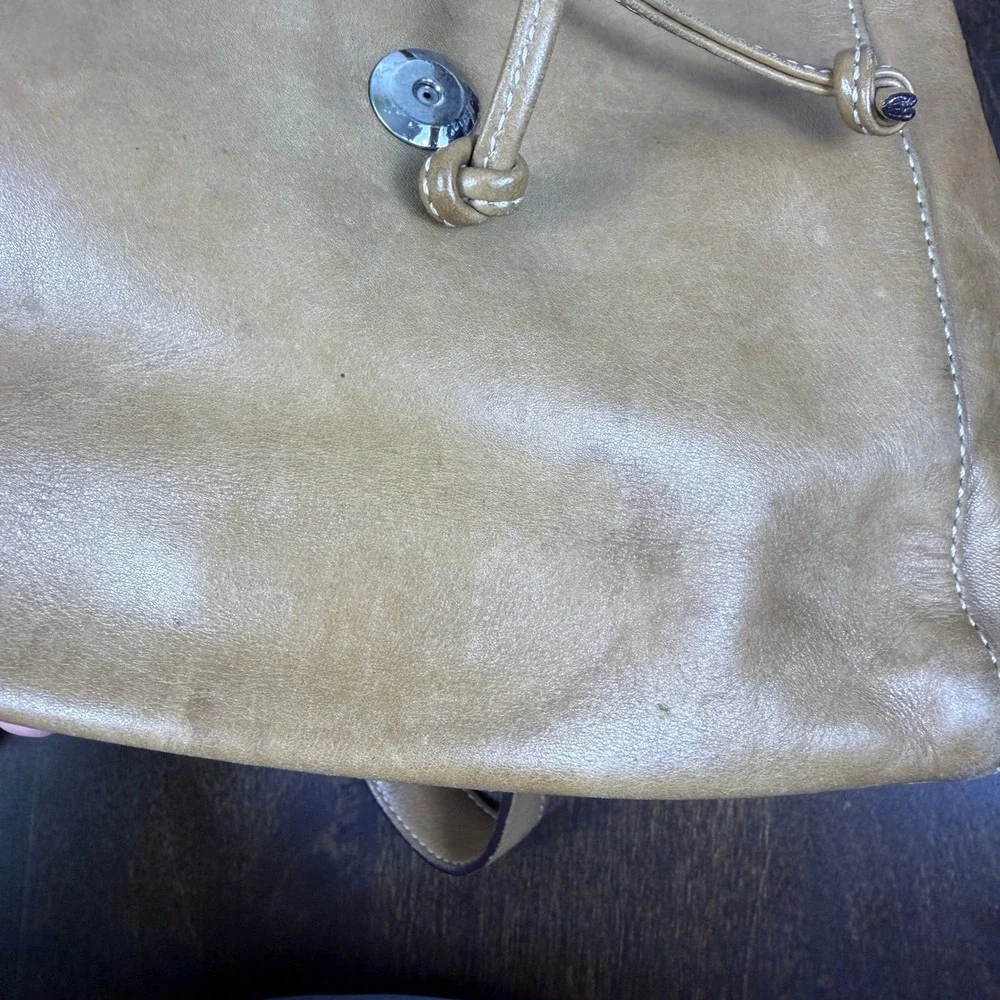 Coach Soho Tan Leather Small Backpack Vintage 9569 Drawstring Buckle Flap Bag